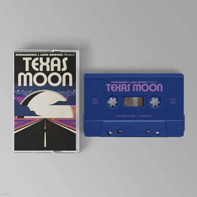 Khruangbin & Leon Bridges (크루앙빈 & 리온 브릿지스) - Texas Moon (EP) [카세트테이프] 