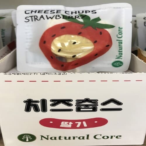 내츄럴코어 치즈춥스 딸기 반려동물 간식 사료 16g