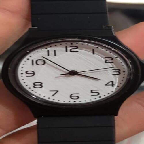 1Plus1 아날로그 Vibrato Black 손목시계 와치 MQ24