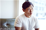 http://image.yes24.com/images/chyes24/이/승/윤/ /이승윤 셀렉 (1).jpg