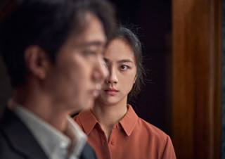 ‘부서진 언어’에서 시작된 로맨스 - 영화 <헤어질 결심> | YES24 채널예스