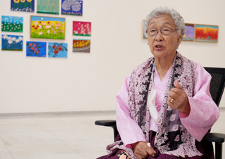 94세 화가 김두엽 “여든 셋에 시작한 그림, 인생에 봄이 왔다”  | YES24 채널예스