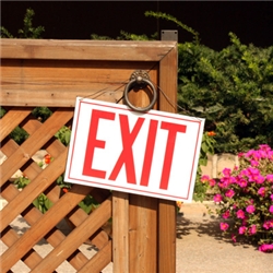 EXIT ƾ ���κ���