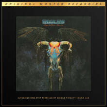 Eagles (이글스) - One Of These Nights [2LP]