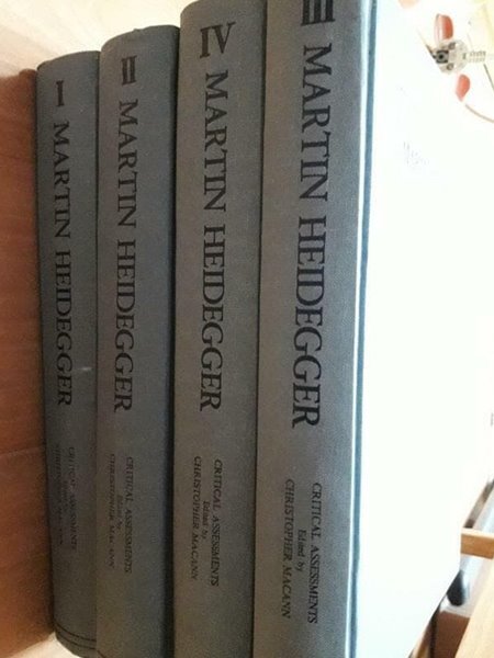 MARTIN HEIDEGGER CRITICAL ASSESSMENTS /(네권/CHRISTOPHER MACANN/영어원서/하단참조)