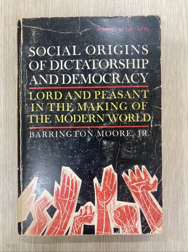 Social Origins of Dictatorship and Democracy