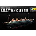[예스24배송] 1/700 R.M.S. 타이타닉 + LED SET