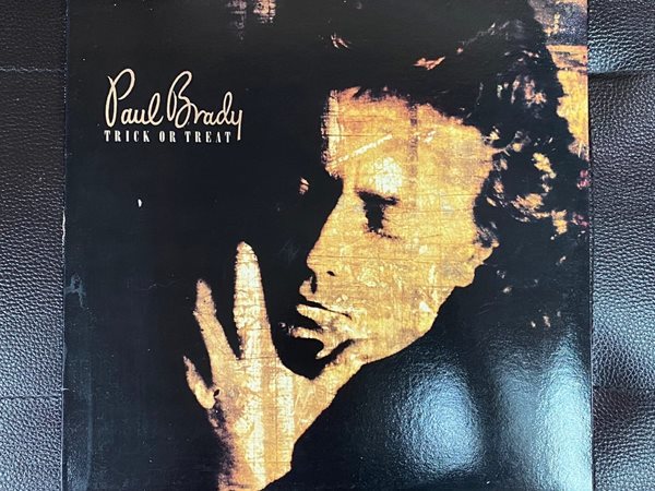 [LP] 폴 브래디 - Paul Brady - Trick Or Treat LP [성음-라이센스반]