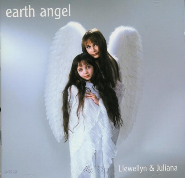 르웰린과 줄리아나 (Llewellyn &amp; Juliana) - Earth Angel (UK발매)