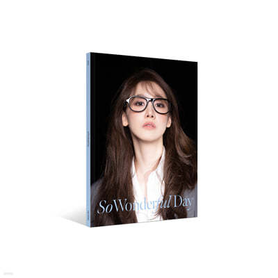 윤아 (소녀시대) - LIM YOONA 2024 BIRTHDAY POP-UP PHOTOBOOK