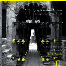 모차르트 : 두 대의 호른과 현을 위한 디베르티멘토 K247 & 334 (Mozart : Divertimenti K247 & 334)(CD) - Orazio Tuccella