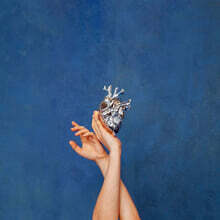 AURORA (오로라) - What Happened To The Heart? [투명 컬러 2LP]