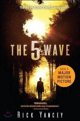The 5th Wave: The First Book of the 5th Wave Series