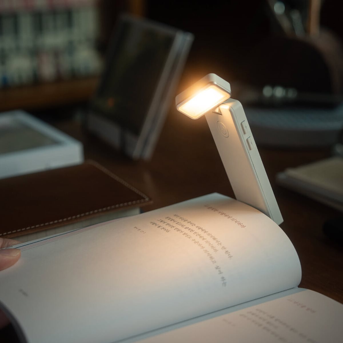 ★예약 단독특가★울티 북마크 라이트 북라이트 클립 독서등