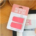 DAY N ZOO PEN HOLDER