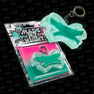 르세라핌 (LE SSERAFIM) - 2nd Single Album 'Made My Night' [Glow Clicker Keychain ver.][Mint ver.]