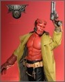 헬보이 1:4 Scale Figure