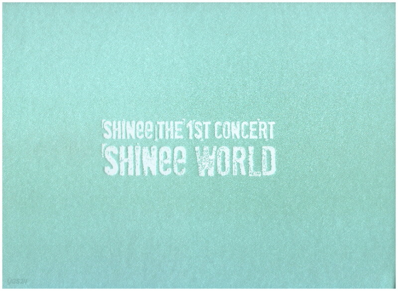 [샤이니] SHINEE WORLD - SHINEE THE 1ST CONCERT [컬러 포토북] [양장] [본책만 판매]