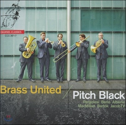 Brass United 피치 블랙 - 풀치넬라 모음곡 2.0 (Pitch Black - Pulcinella Suite 2.0: Pergolesi, Berio, Albeniz, Gallo, Wassenaer, Monza, Bartok, MacMillan) 브라스 유나이티드