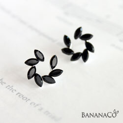 Flower way earring