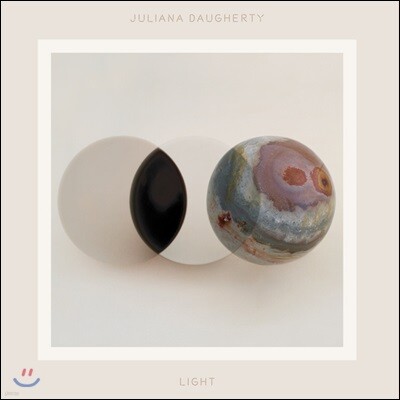 Juliana Daugherty (줄리아나 도허티) - Light