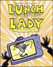 Lunch Lady and the Picture Day Peril