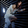 Lisa (리사) - 赤い緡(Who Loves It?)/Adamas (CD)