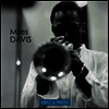 Miles Davis - Vinyl & Photos (Gatefold)(LP)