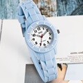 큐앤큐 VS66J-004Y 심플 파스텔 블루 캐주얼 패션 어린이 여성시계