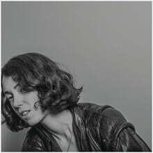 Kelly Lee Owens (켈리 리 오웬스) -  Kelly Lee Owens
