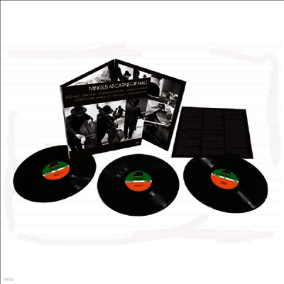 Charles Mingus — Mingus At Carnegie Hall (Deluxe Edition) 앨범 커버