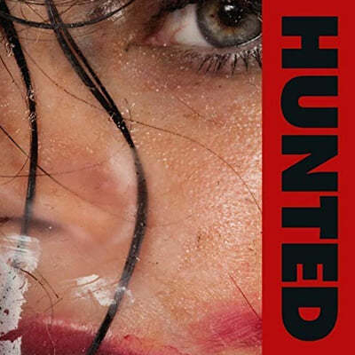Anna Calvi — 4집 Hunted 앨범 커버