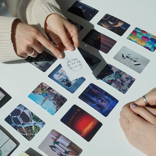 어떤대화 아이스브레이킹 질문카드 7종 [상담 공감 대화 Q 카드 MT 게임 레크레이션 교구 워크샵 프로그램]