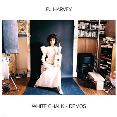 P.J Harvey — 7집 White Chalk - Demos 앨범 커버