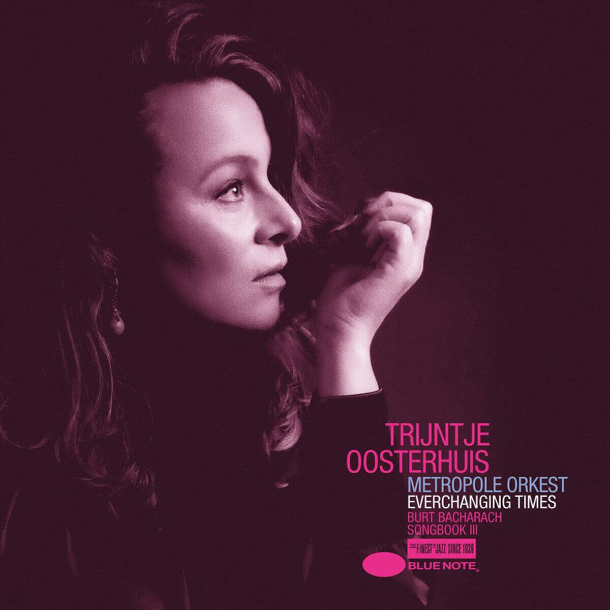 Trijntje Oosterhuis (트레인티어 오스테르하위스) - Everchanging Times [투명 블루 컬러 2LP]