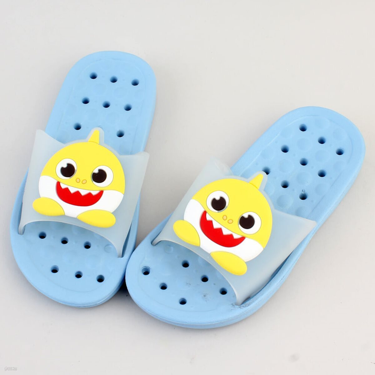아기상어 아동 입체 욕실화/캐릭터 미끄럼방지 실내화