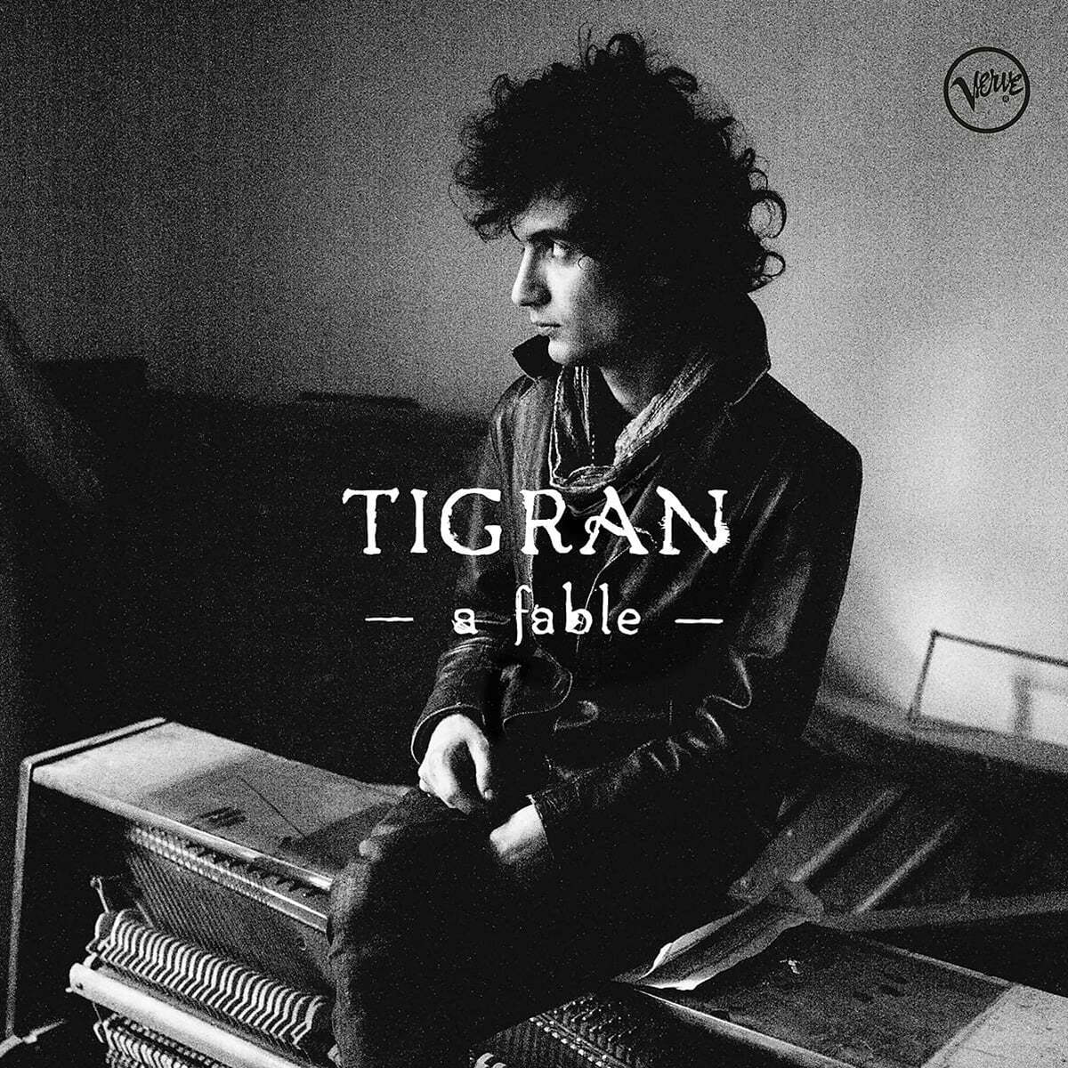 Tigran Hamasyan (티그랑 하마시안) - A Fable [2LP]