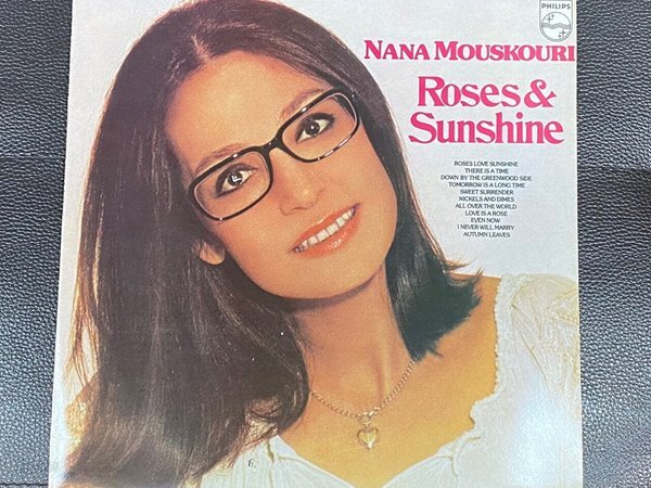 [Lp] 나나 무스쿠리 - Nana Mouskouri - Roses & Sunshine Lp [성음-라이센스반] - Yes24