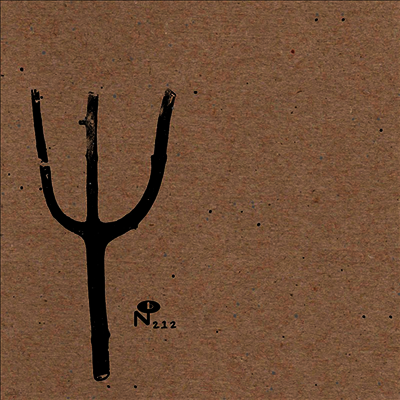 Indian Summer — Giving Birth to Thunder 앨범 커버