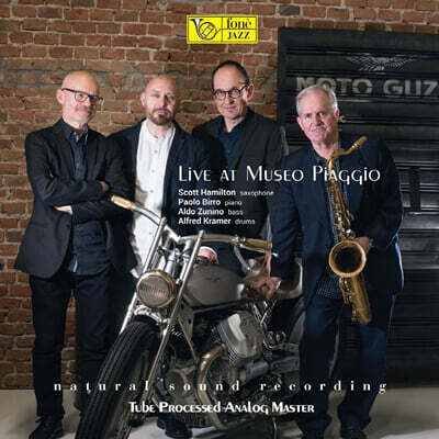 Scott Hamilton — Live At Museo Piaggio 앨범 커버