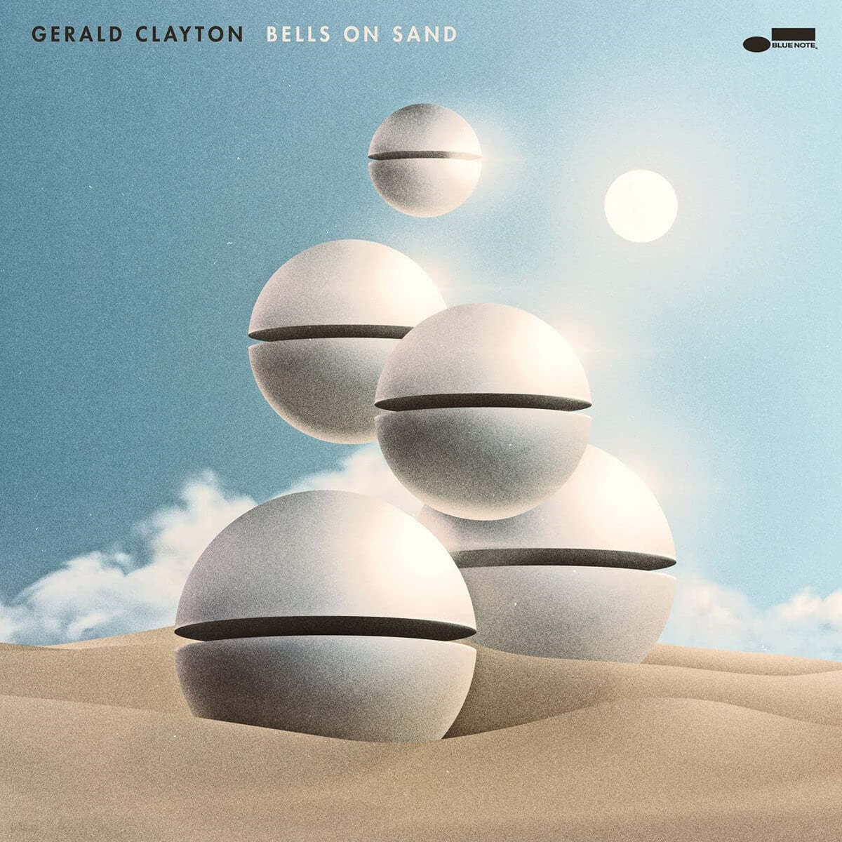 Gerald Clayton (제럴드 클레이톤) - Bells On Sand [LP]