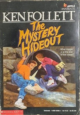 The Mystery Hideout (Apple Fiction)