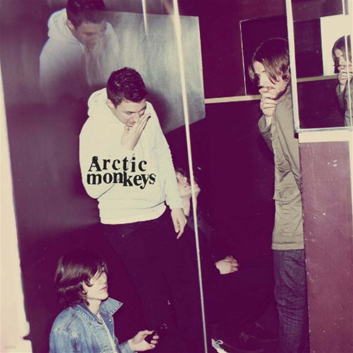 Arctic Monkeys (악틱 몽키즈) - 3집 Humbug