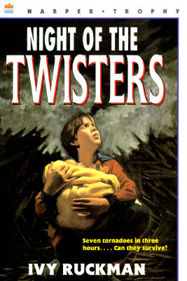 Night of the Twisters (Paperback)