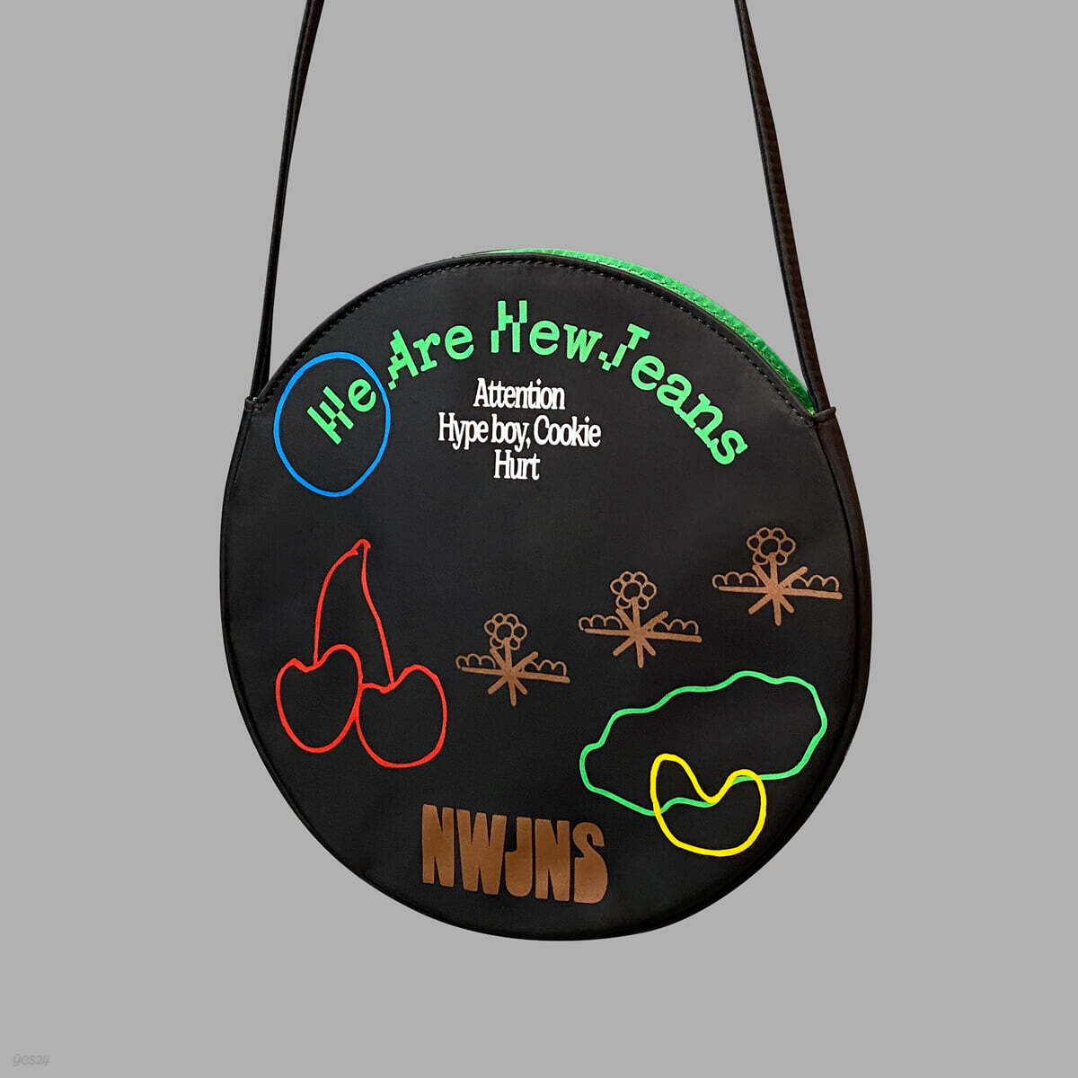 뉴진스 (NewJeans) - 1st EP 'New Jeans' [Bag (Black) ver.] [한정반]