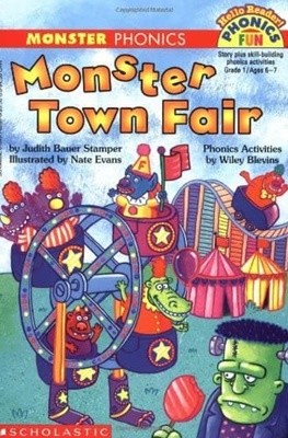 Monster Town Fair (Phonics Fun) Paperback