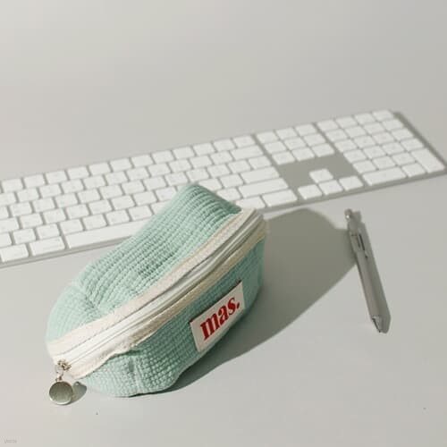 Hapoom pencil cosmetic pouch _ Mint