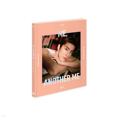  (SF9) - SF9 HWI YOUNGS PHOTO ESSAY [ME, ANOTHER ME]
