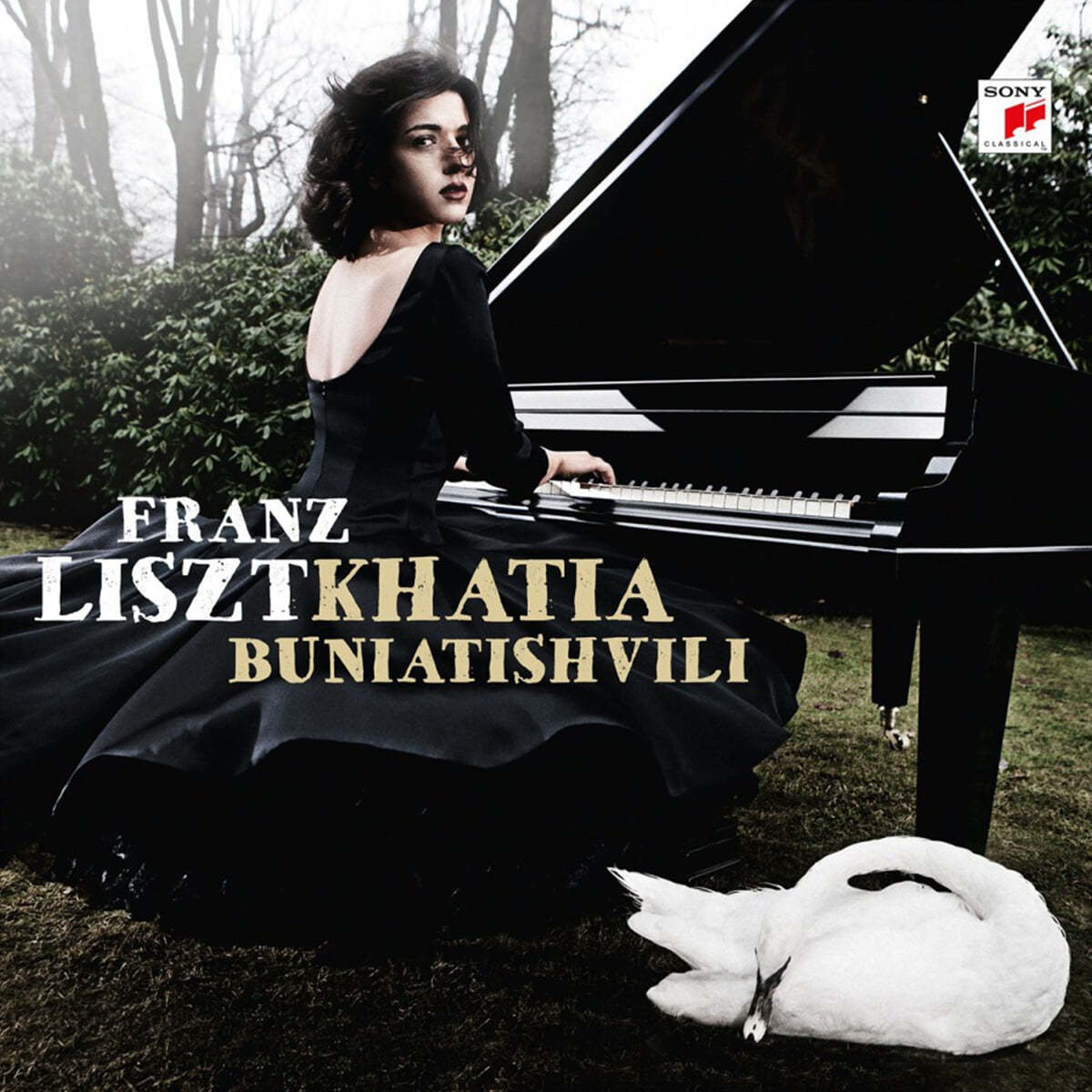 Khatia Buniatishvili 리스트: 사랑의 꿈, 피아노 소나타, 메피스토 왈츠 - 카티아 부니아티쉬빌리 (Franz Liszt: Liebestraum, Sonata in B minor, Mephisto Waltz) [2LP]