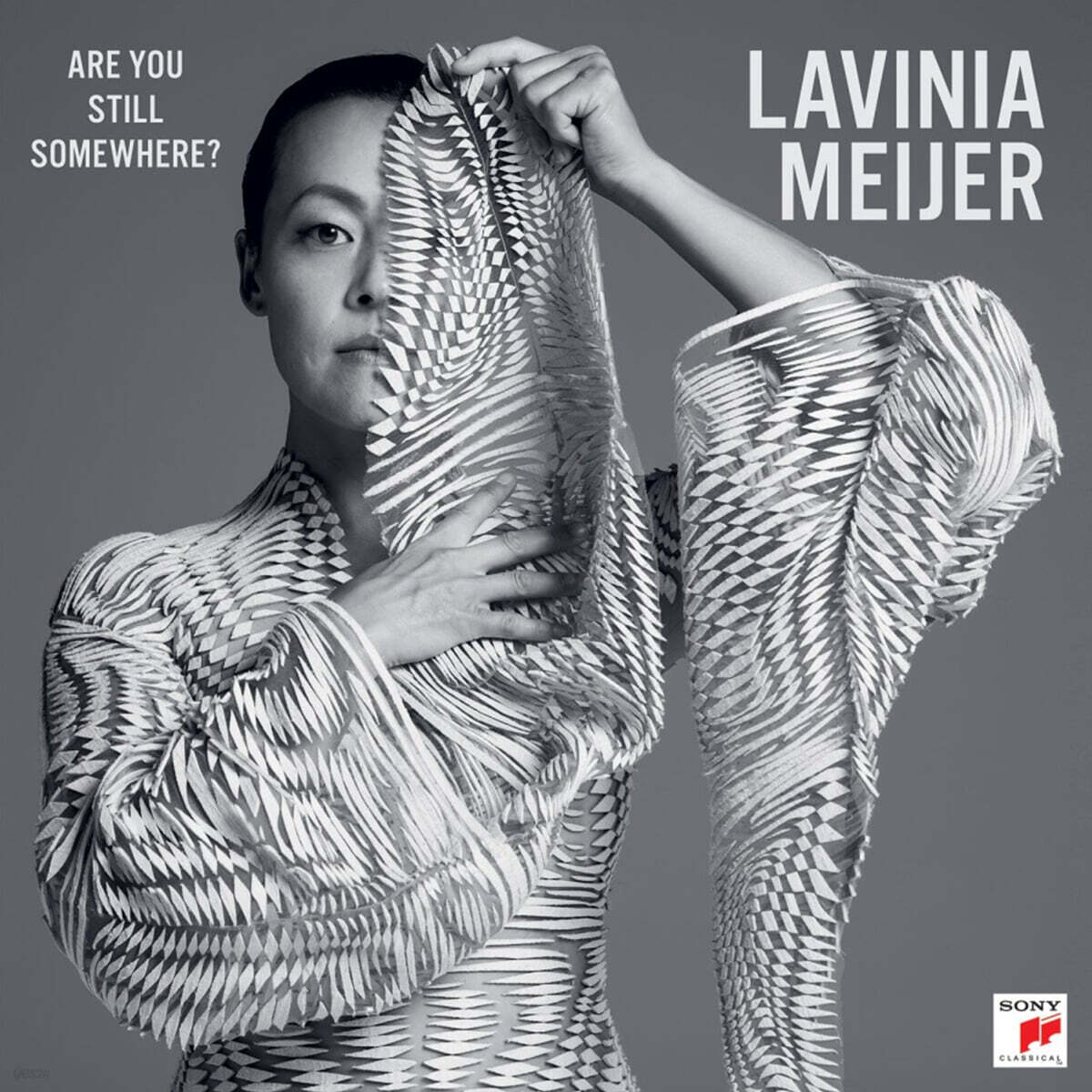 Lavinia Meijer 라비니아 마이어의 자작곡과 하프 연주집 (Are You Still Somewhere?) [LP]
